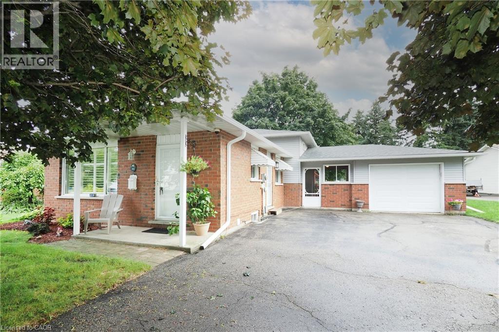 219 Foxhunt Road Property Photo 1