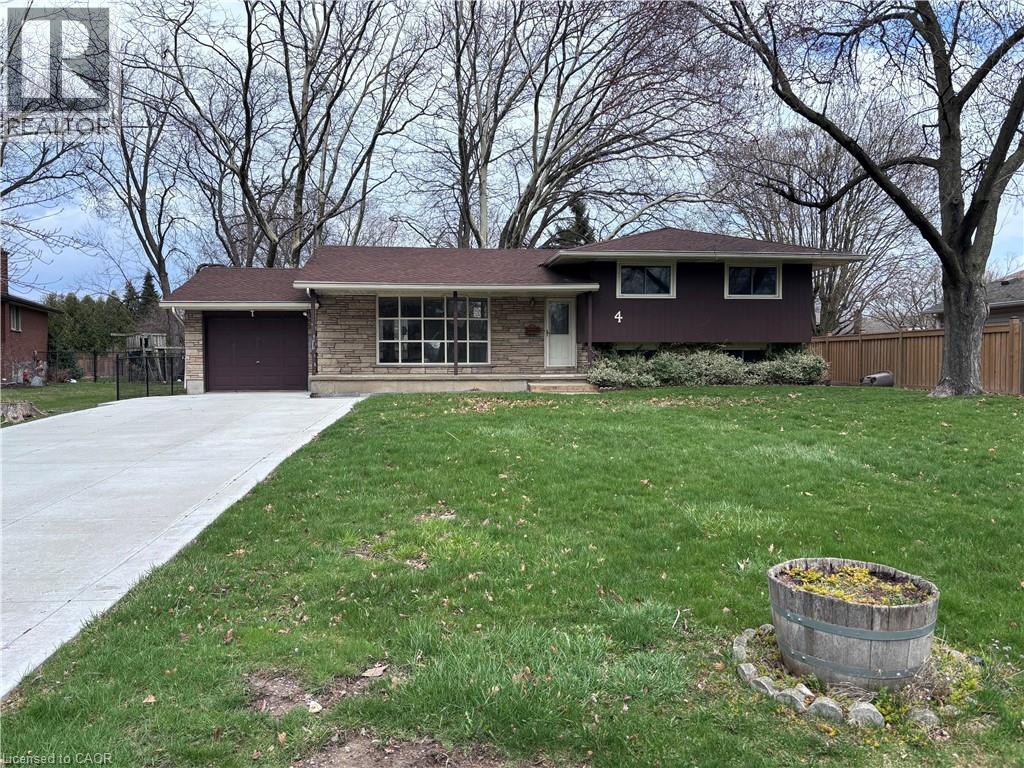 4 Beechwood Court Property Photo 1