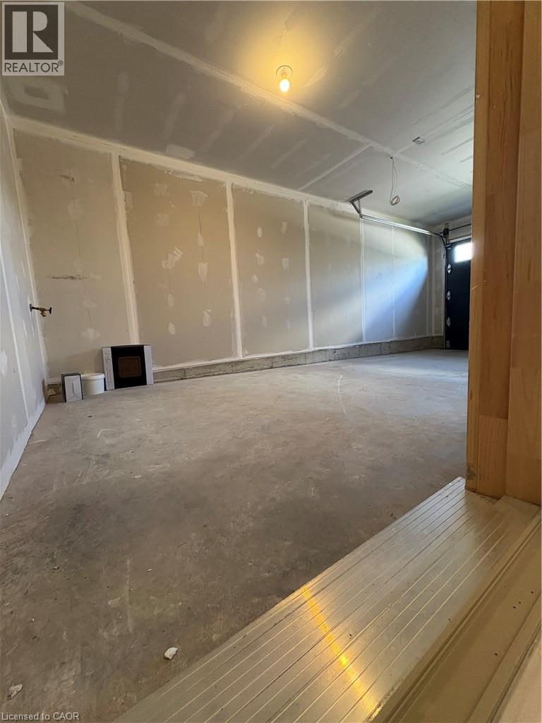 10 Balladry Boulevard Property Photo 35