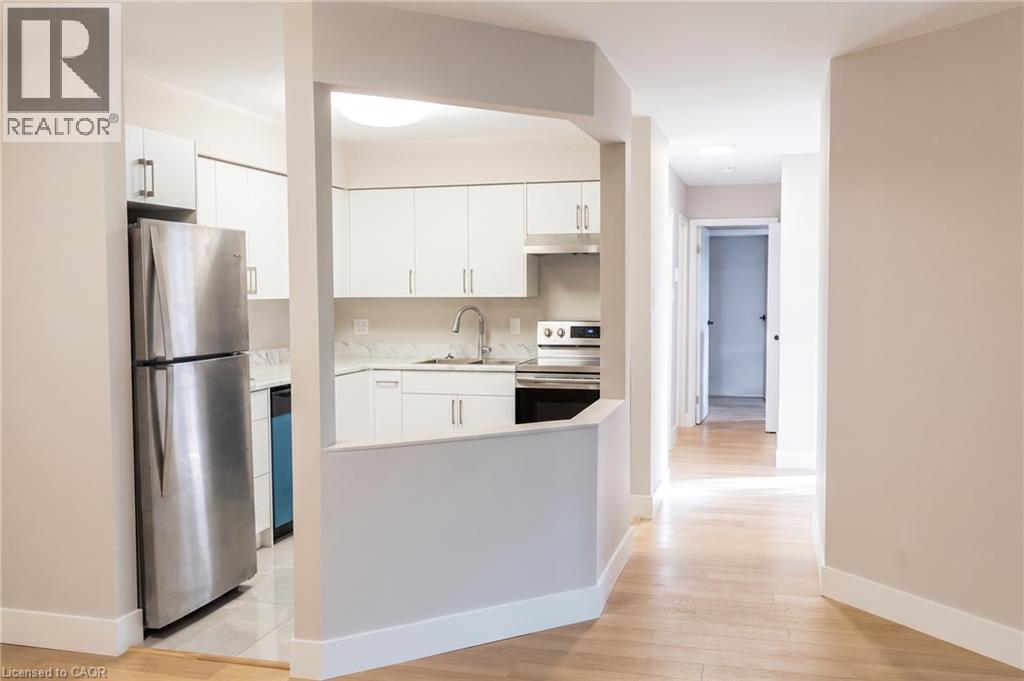 3085 KINGSWAY Drive Unit# 22