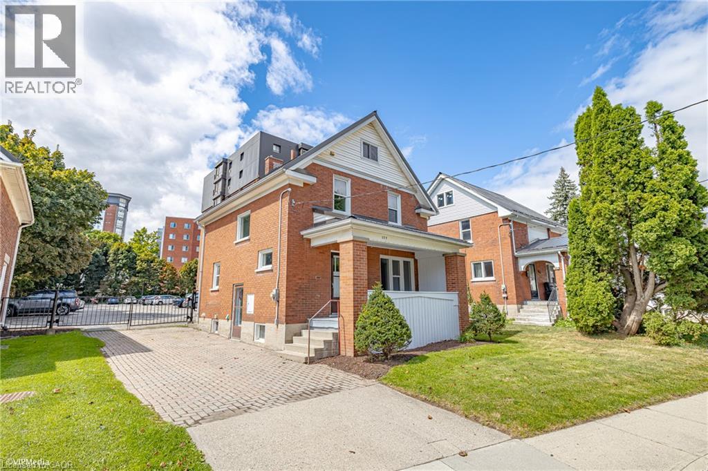 175 Regina Street N Property Photo 1