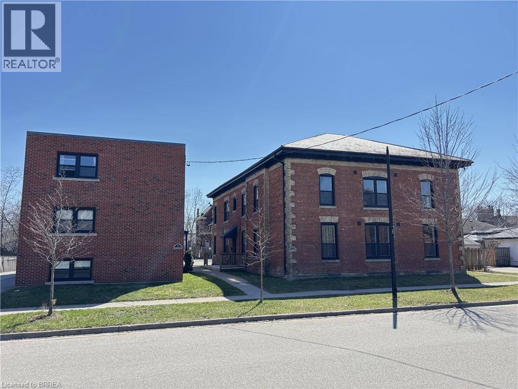 7 Sheridan Street Unit# 8 Property Photo 1