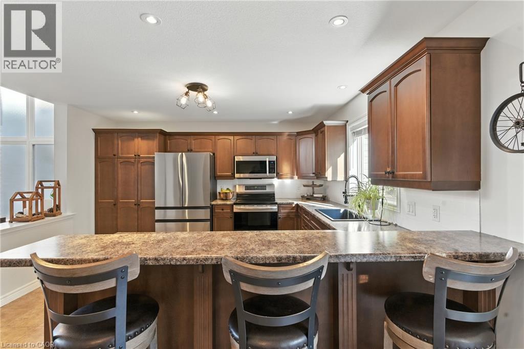 27 Southwood Crescent Property Photo 16