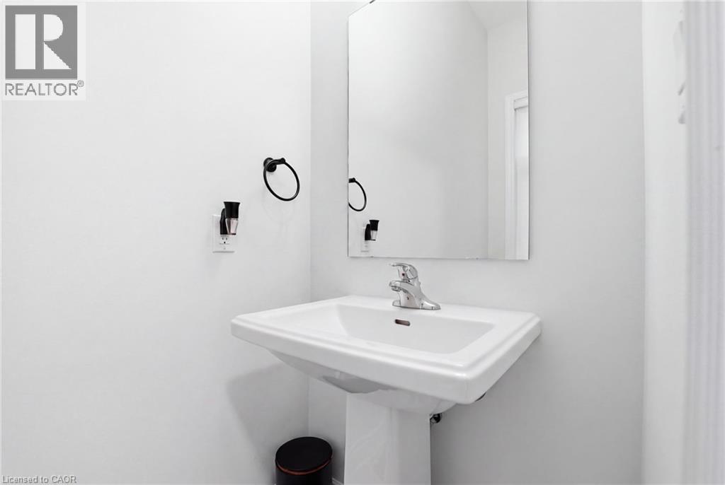 1192 Stag Hollow Property Photo 6