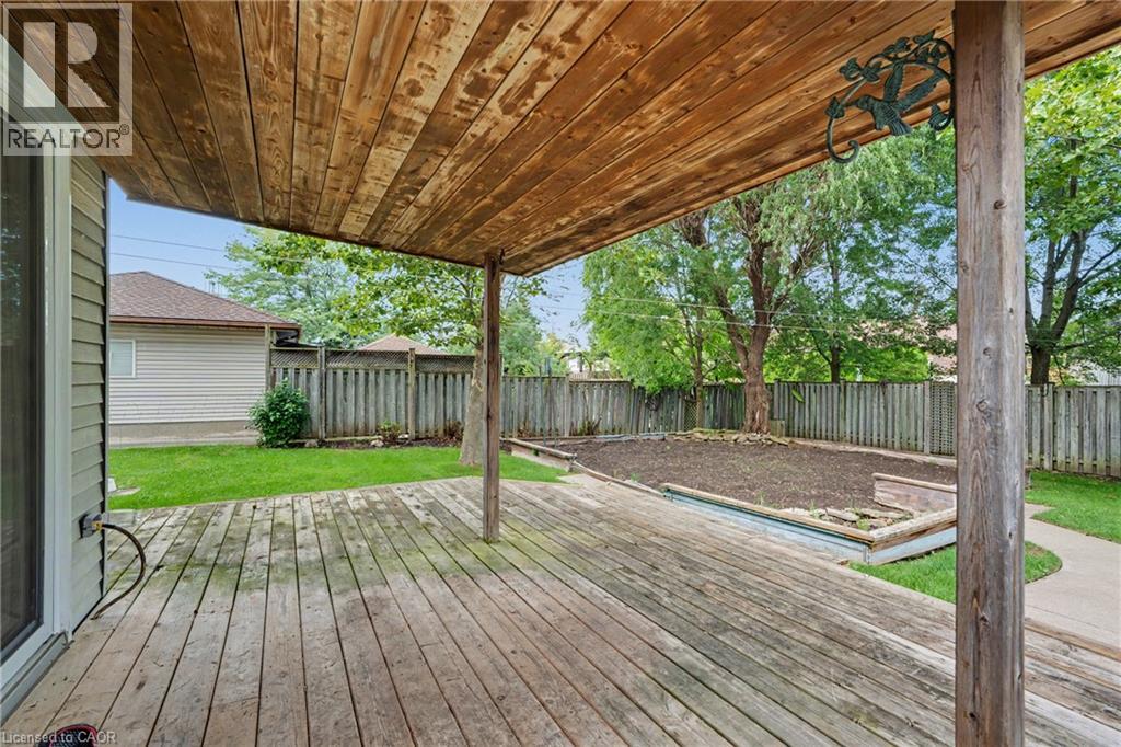 21 Farewell Crescent Property Photo 31