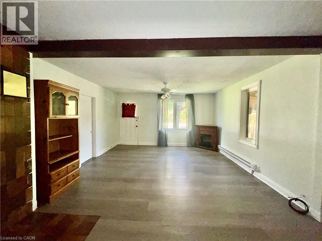 6587 Ellis Road E Property Photo 10