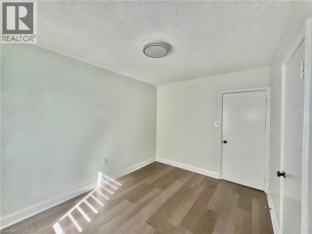6587 Ellis Road E Property Photo 16