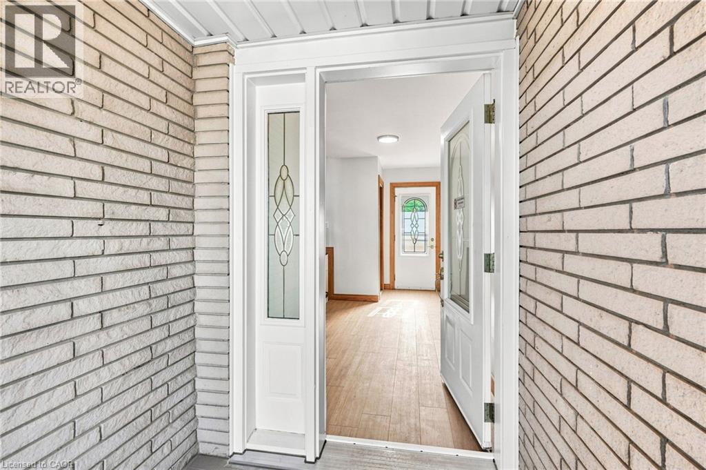 14 Green Forest Drive Property Photo 3
