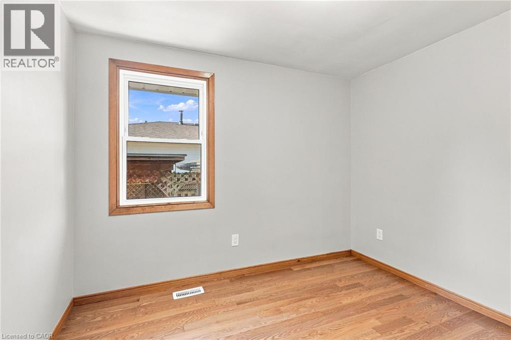 14 Green Forest Drive Property Photo 25