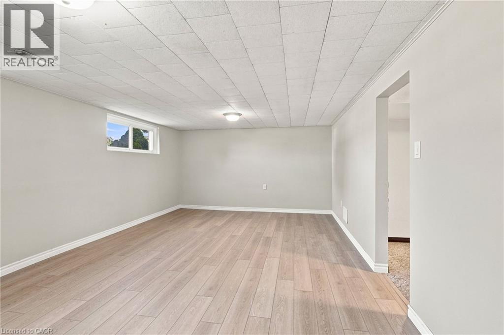 14 Green Forest Drive Property Photo 38