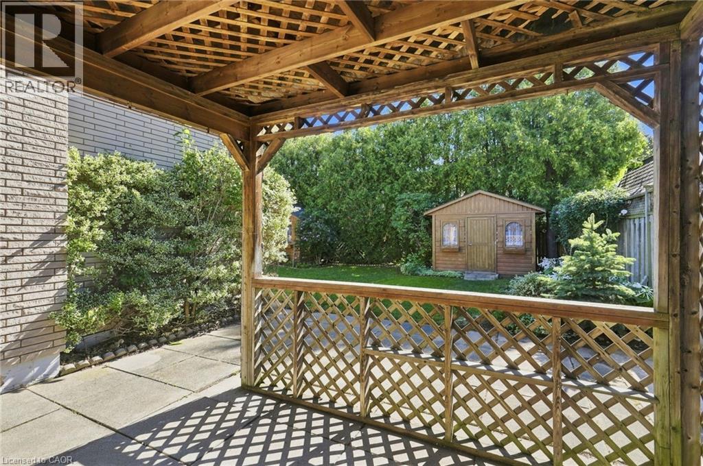 14 Green Forest Drive Property Photo 43