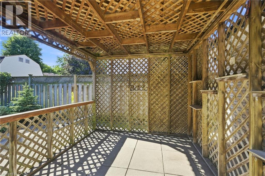 14 Green Forest Drive Property Photo 44