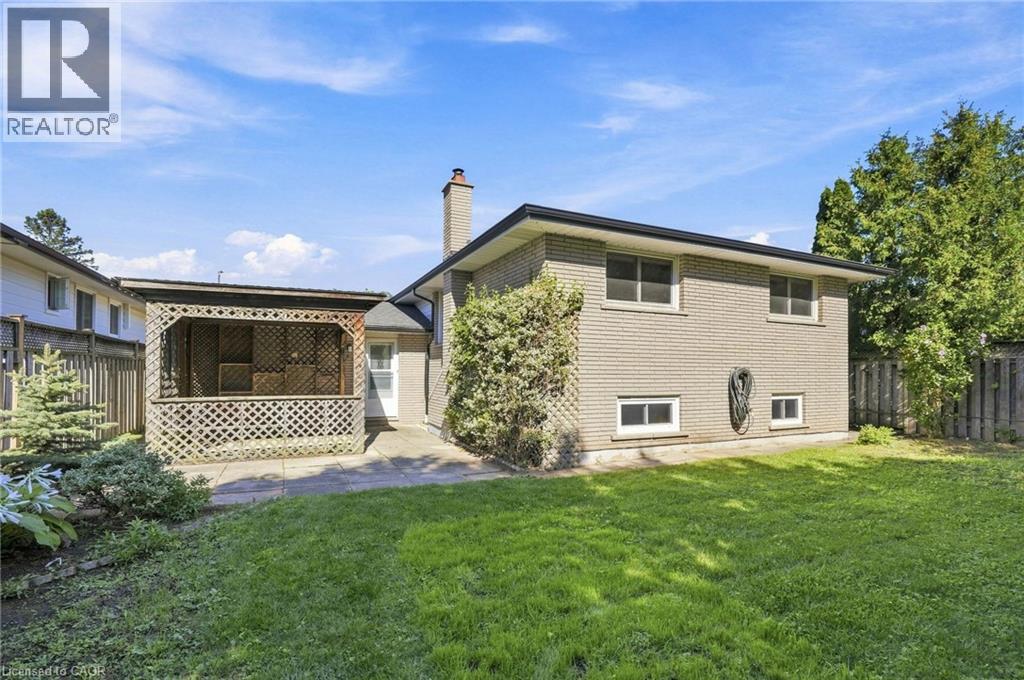 14 Green Forest Drive Property Photo 47