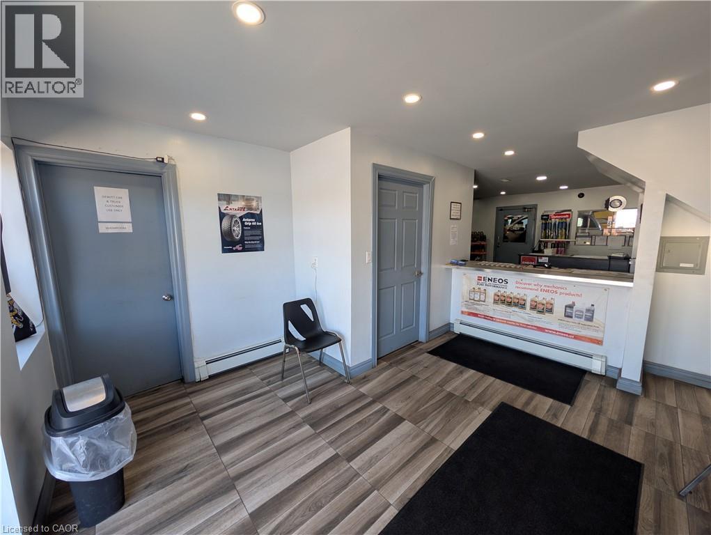 542-548 Highway 8 Property Photo 6