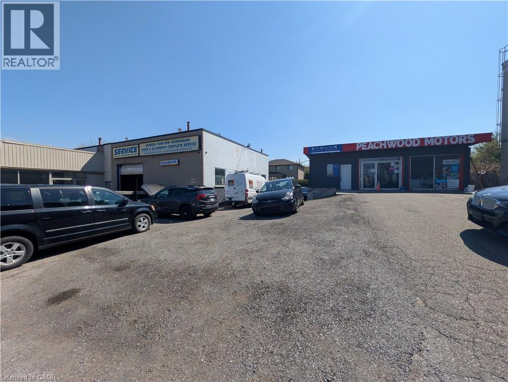 542-548 Highway 8 Property Photo 13