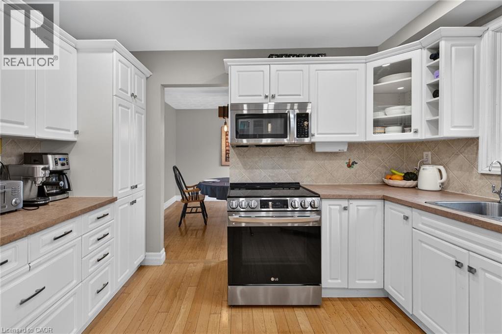 253 Highridge Avenue Property Photo 8