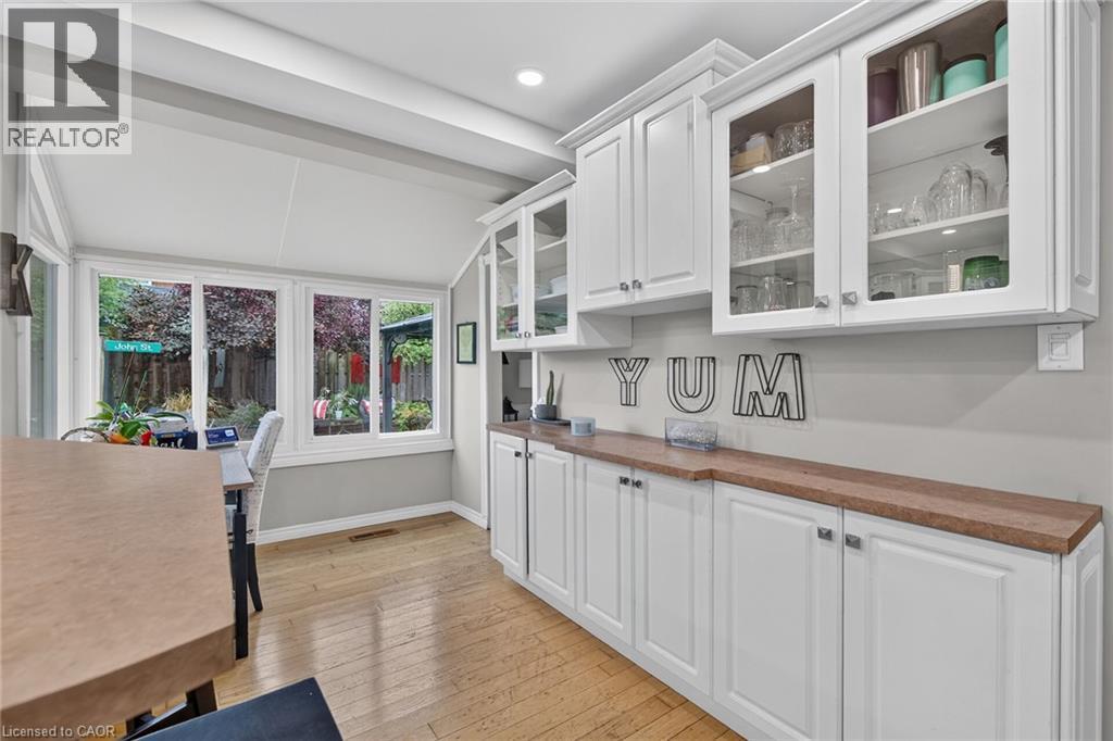 253 Highridge Avenue Property Photo 9