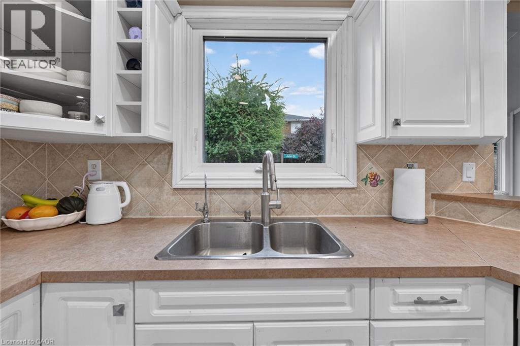 253 Highridge Avenue Property Photo 11