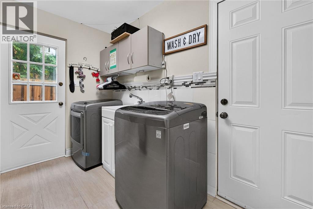 253 Highridge Avenue Property Photo 24