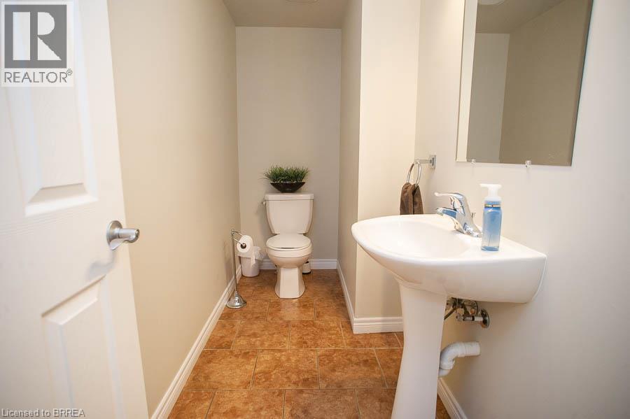 20 Mcconkey Crescent Unit# 67 Property Photo 6