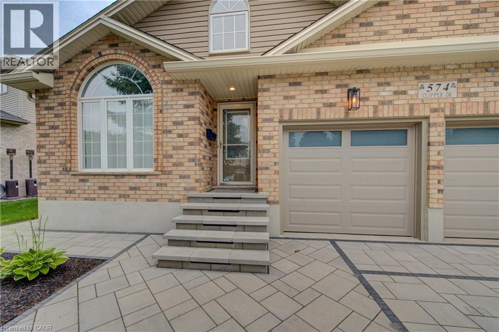 574 Clipper Drive Property Photo 4