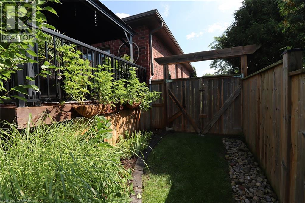 42 Graydon Drive Property Photo 37