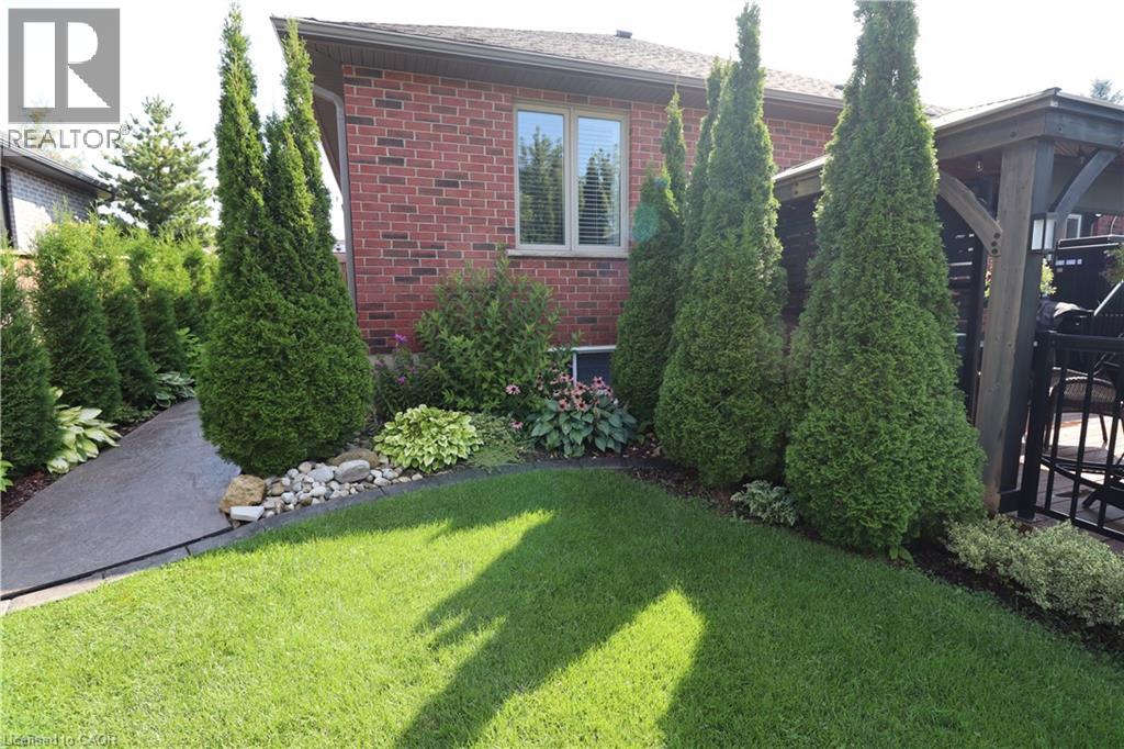 42 Graydon Drive Property Photo 41