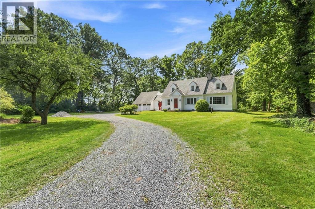 1537 Gregory Road Property Photo 4