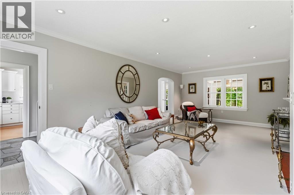 1537 Gregory Road Property Photo 11