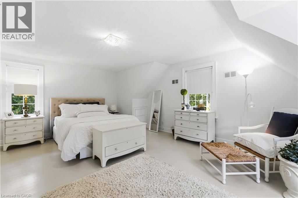 1537 Gregory Road Property Photo 32