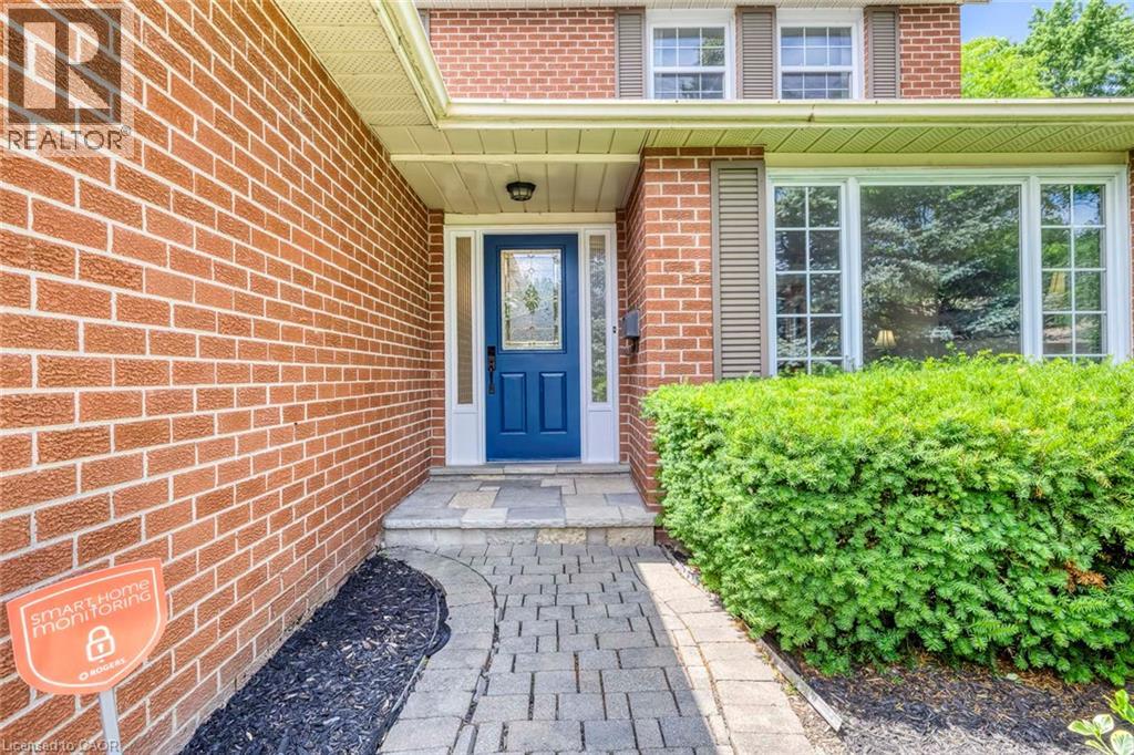 1025 Vanier Drive Property Photo 2