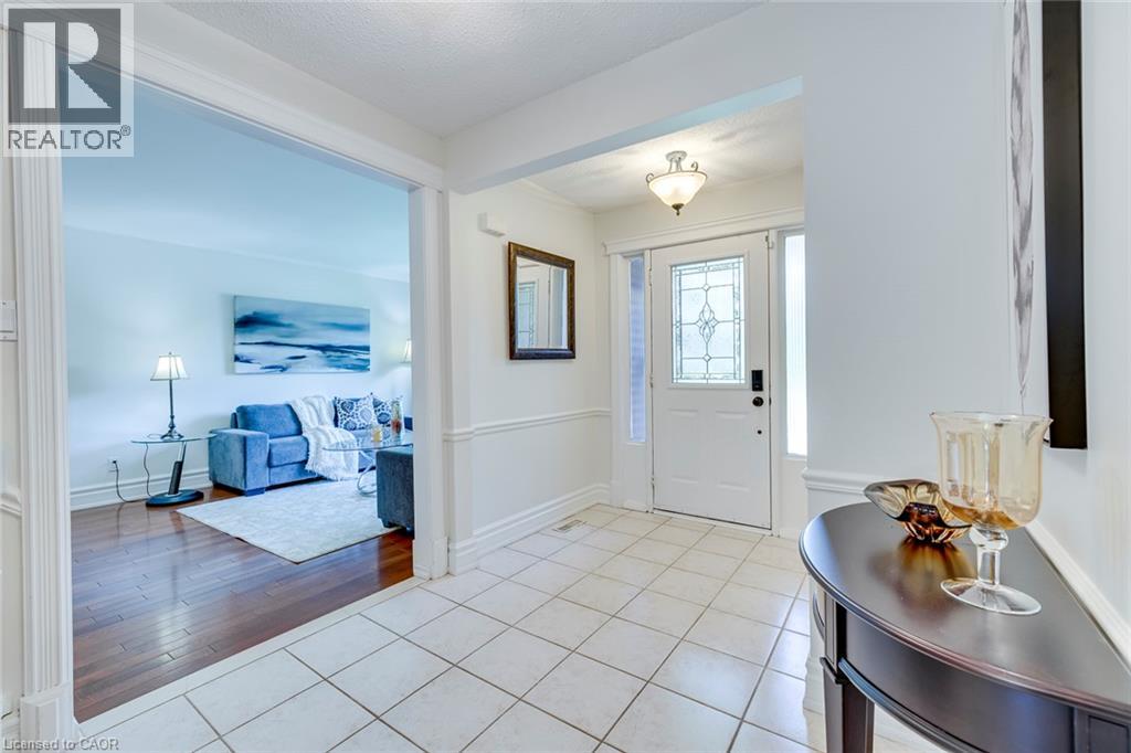 1025 Vanier Drive Property Photo 3