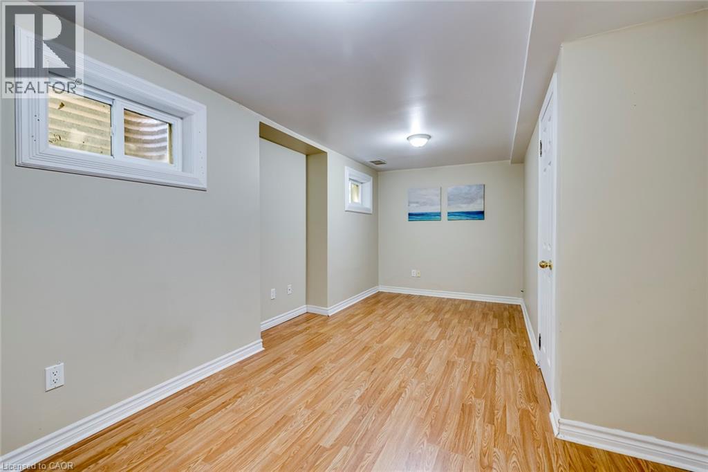 1025 Vanier Drive Property Photo 33