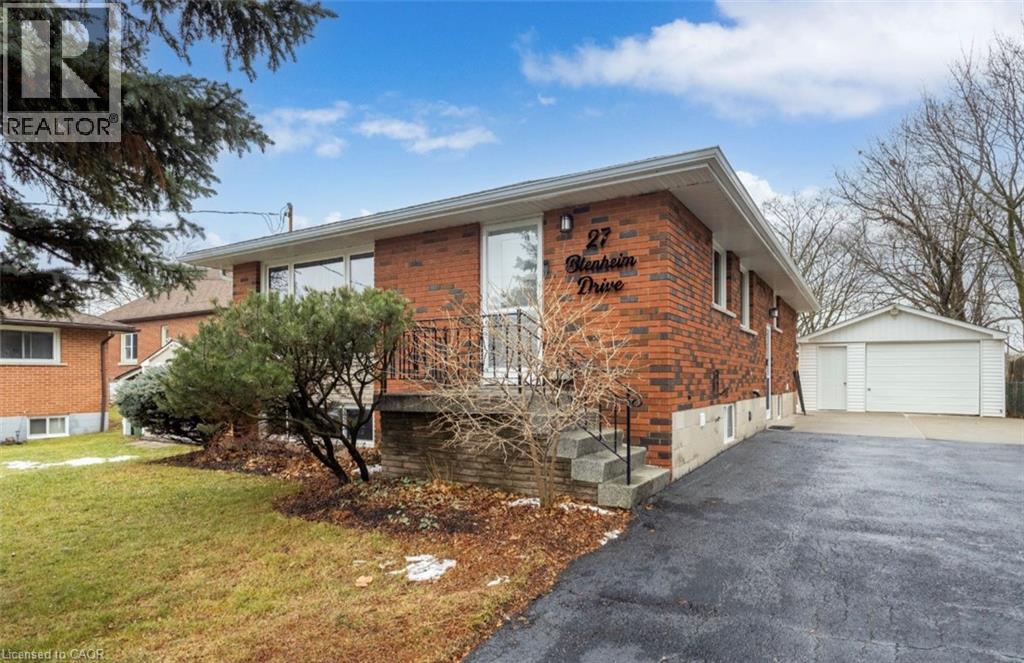 27 Blenheim Drive Property Photo 1