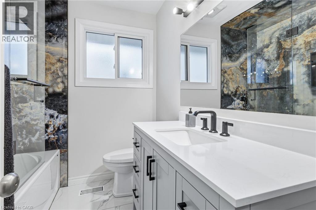 27 Blenheim Drive Property Photo 16