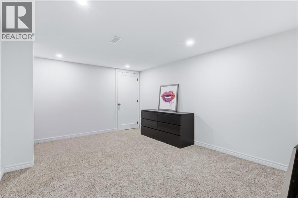27 Blenheim Drive Property Photo 24