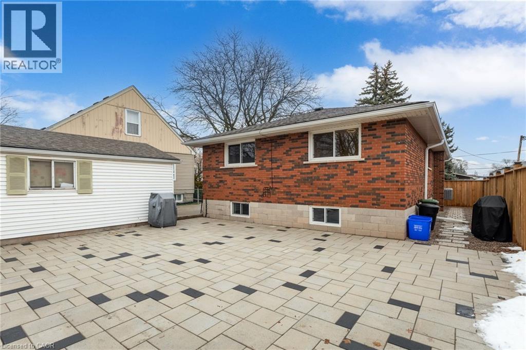 27 Blenheim Drive Property Photo 38