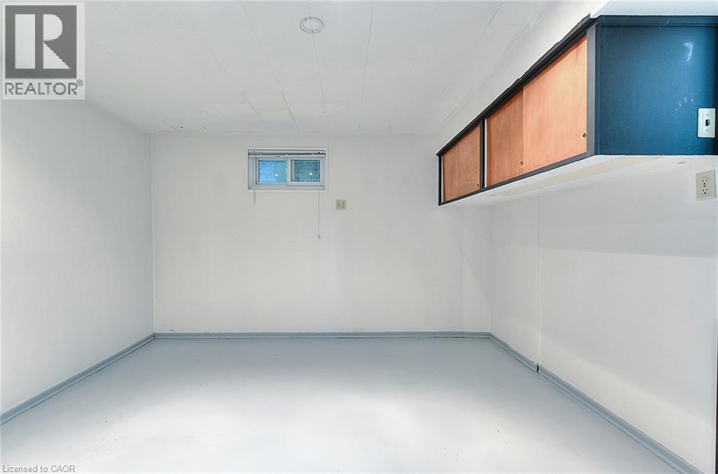 245 West 33rd Street Property Photo 18