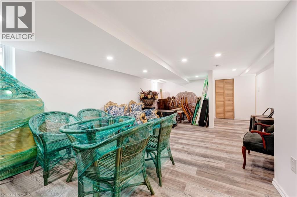 42 Shanley Street Property Photo 34