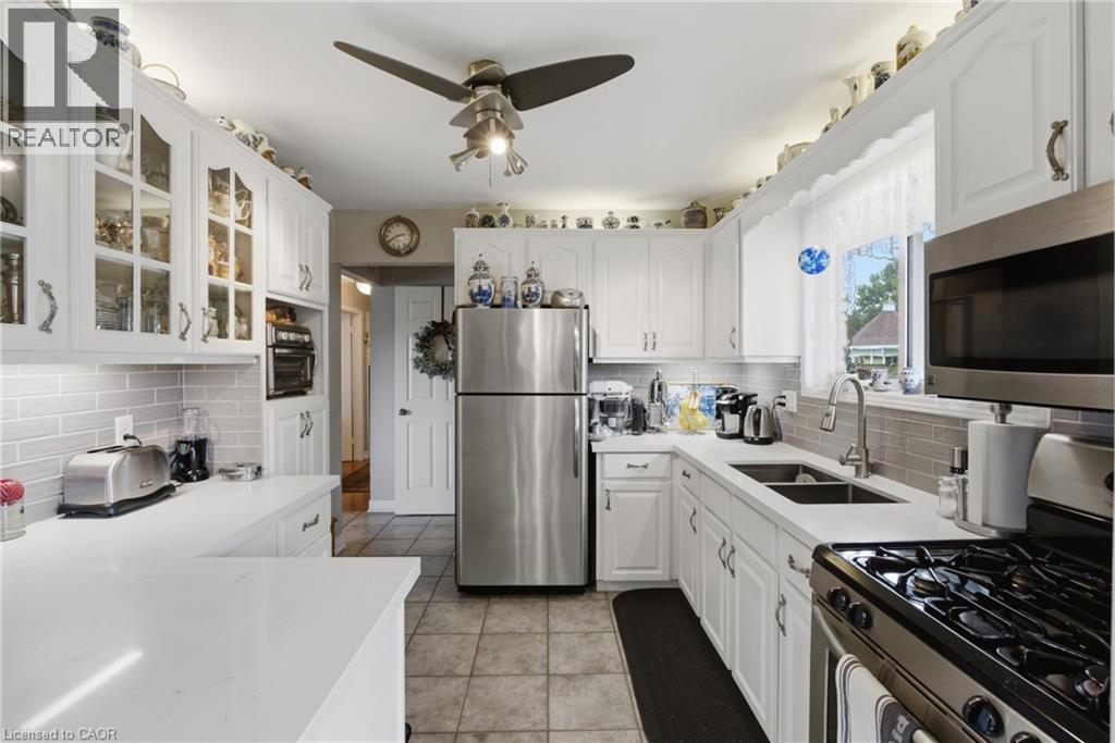 6453 Townline Road Property Photo 14