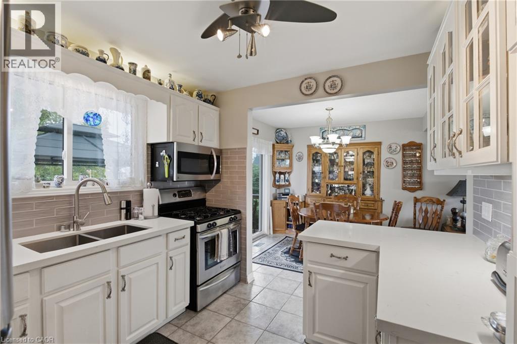 6453 Townline Road Property Photo 15