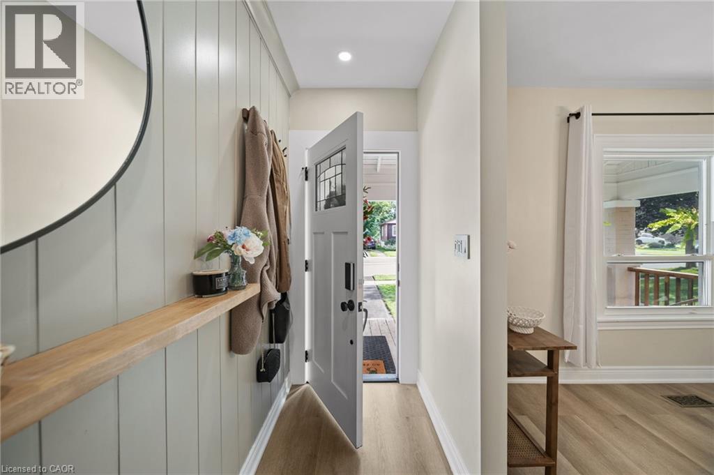 80 Sarah Street Property Photo 6