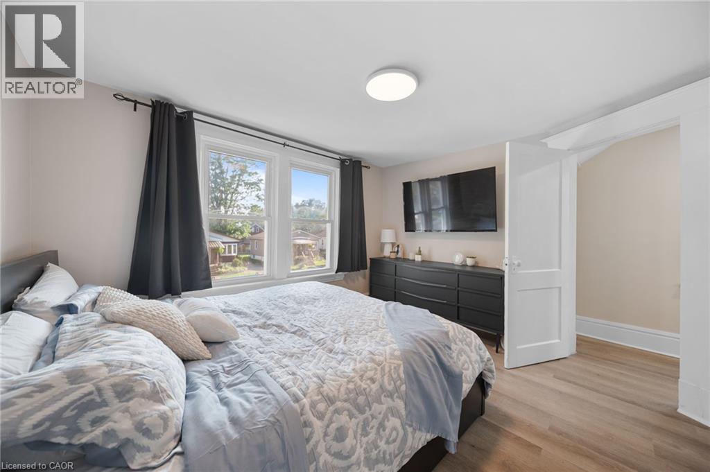 80 Sarah Street Property Photo 23