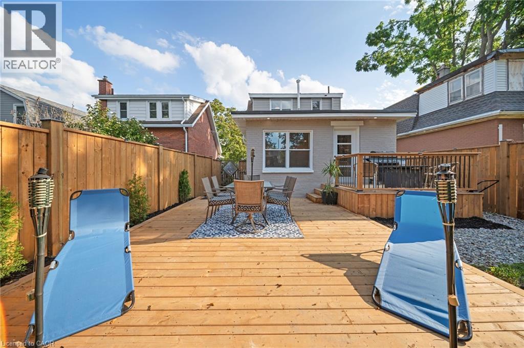 80 Sarah Street Property Photo 36