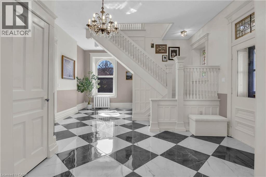 54 Bruce Street Property Photo 3