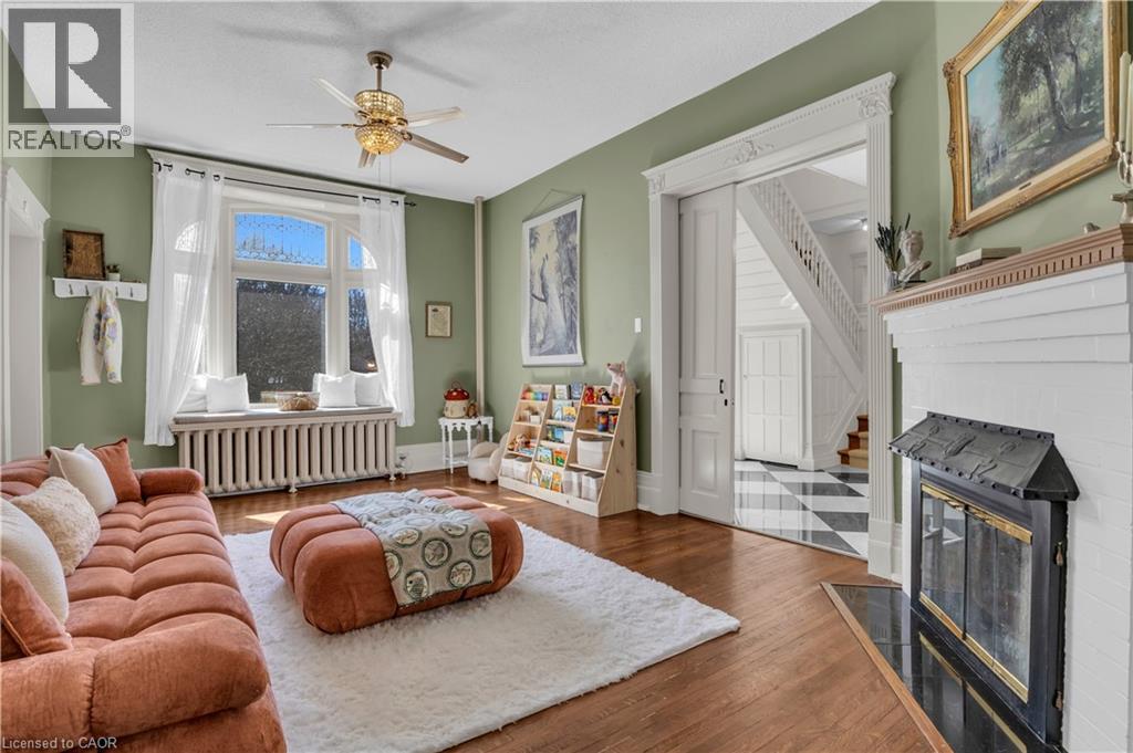 54 Bruce Street Property Photo 17