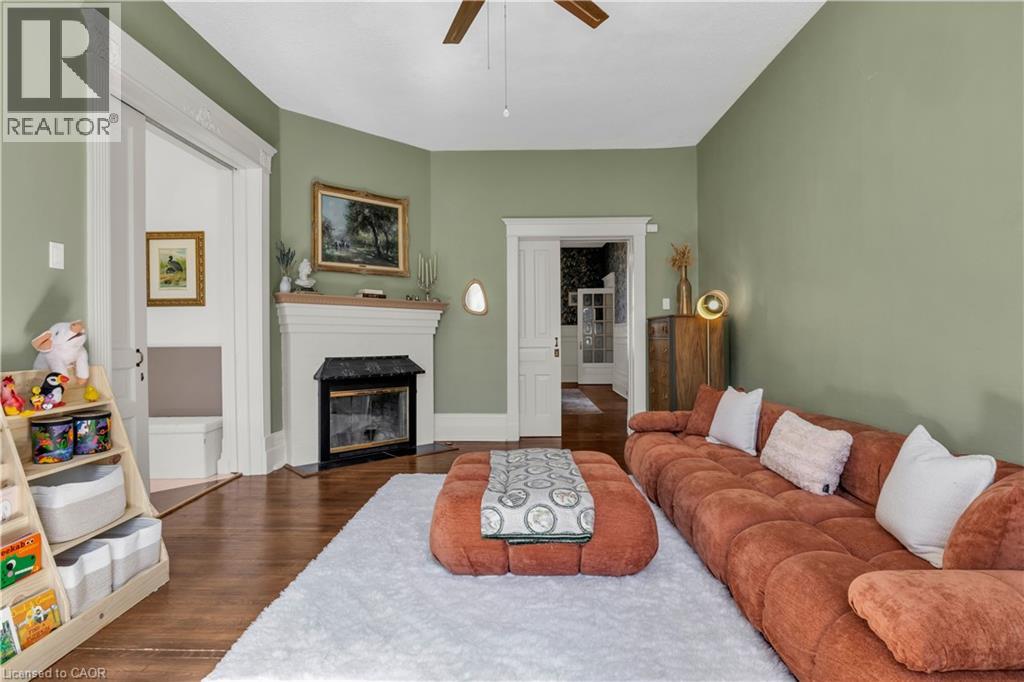 54 Bruce Street Property Photo 18