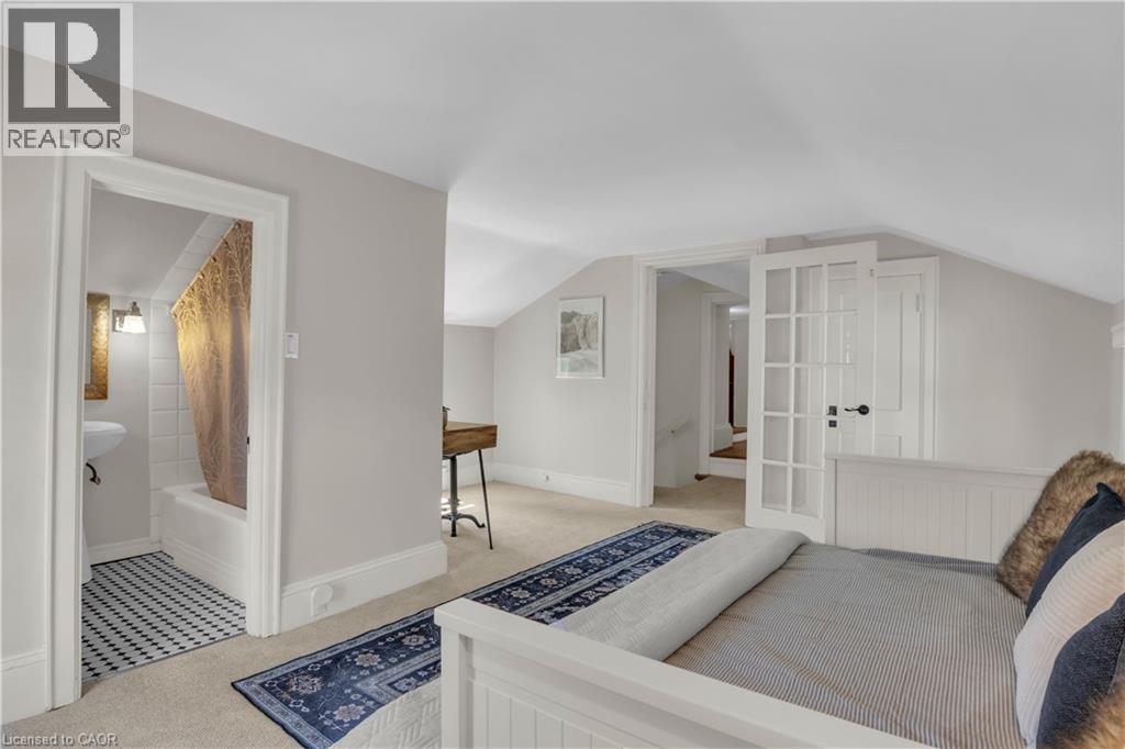 54 Bruce Street Property Photo 31