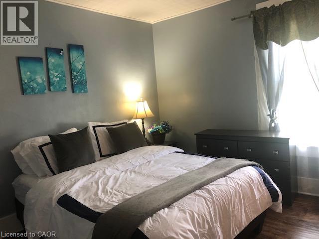 171 Owen Street Property Photo 8