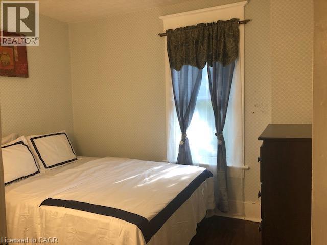 171 Owen Street Property Photo 11